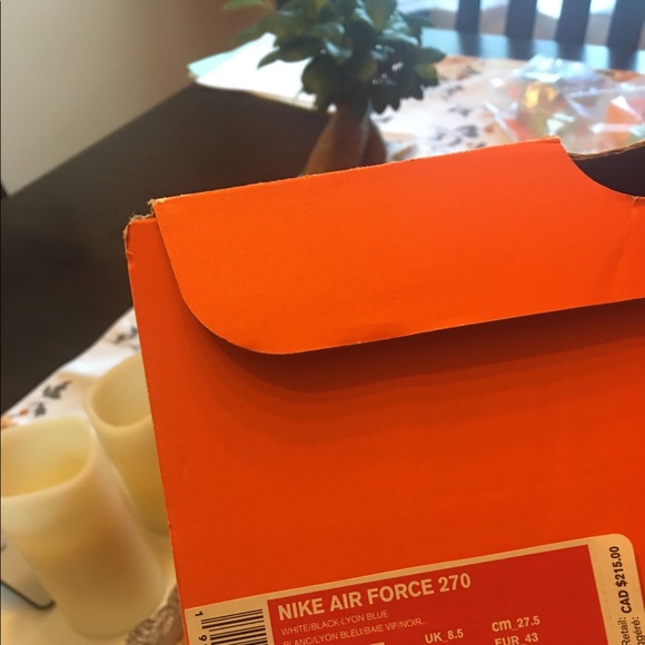 Shoes - Picture 3 of 10